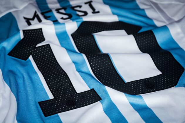 argentina-wins-fifa-world-cup-2022,-but-fan-token-dumps-hard