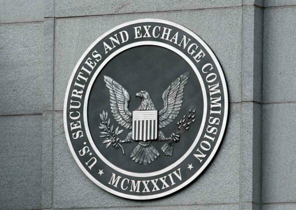 sec-allegedly-attempts-to-reshuffle-bitcoin-etf-fillings