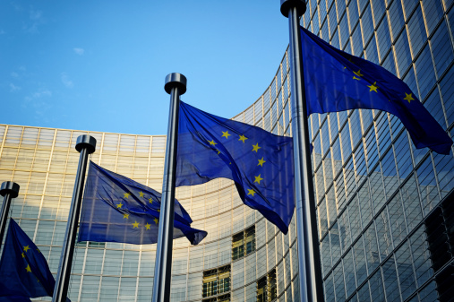 eu’s-crypto-safeguard-under-mica:-why-investors-might-wait-until-2026?